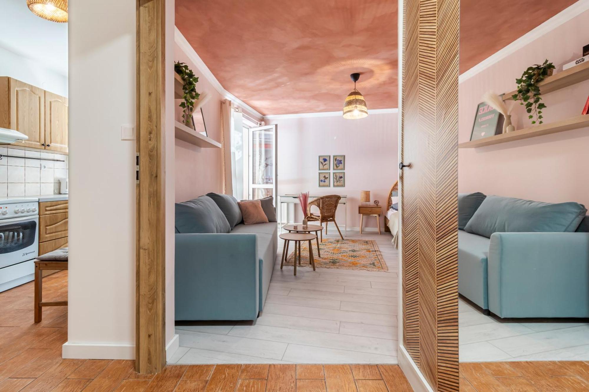 Apartament To Host - Praskie Klimaty